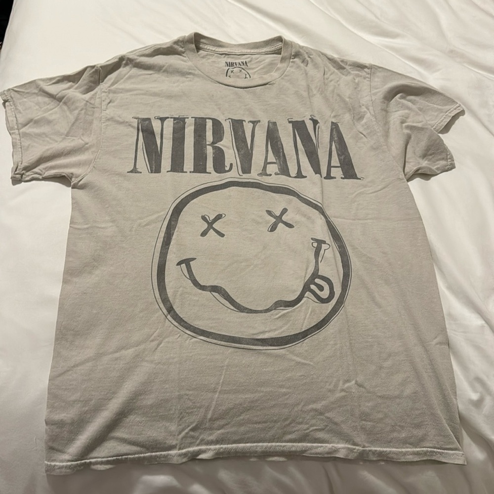 Graphic tee